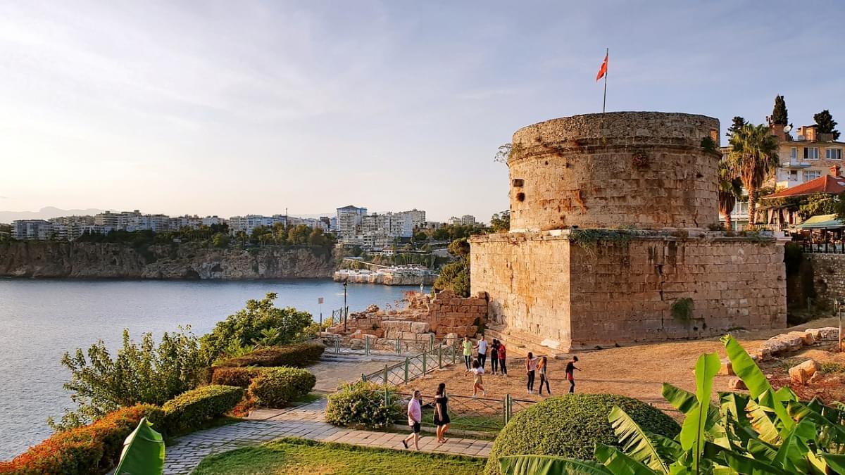parque anyalya karaalioglu